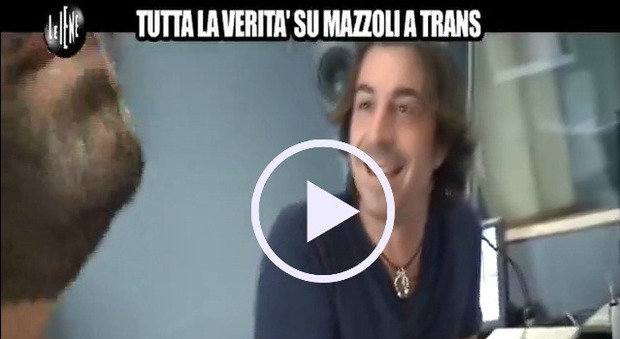 Le Iene: "Tutta la verità su Marco Mazzoli dj dello Zoo di Radio 105 a trans"