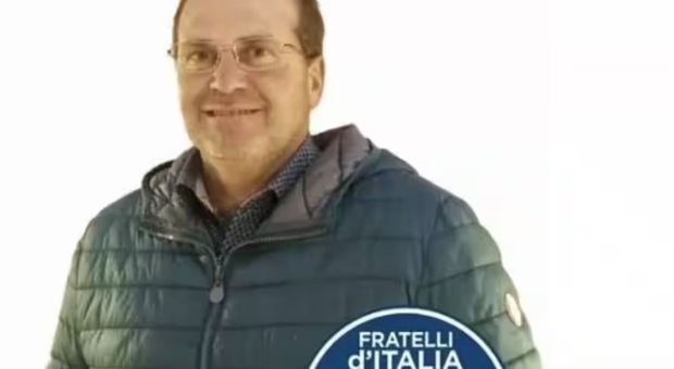 «Sono fascista, contro stranieri e omosessuali»: l'audio razzista del candidato Fratelli d'Italia. La decisione: «Non sarà in lista»