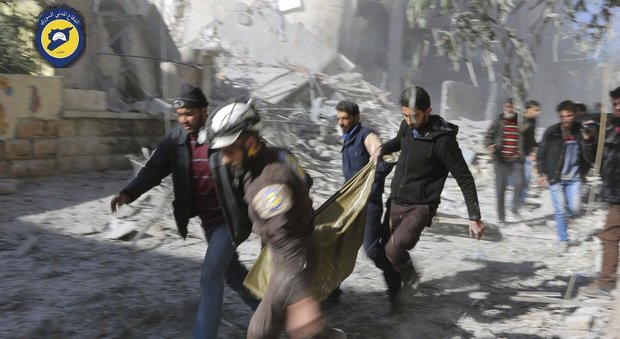 Siria, bombe su Aleppo: fuori uso tutti gli ospedali