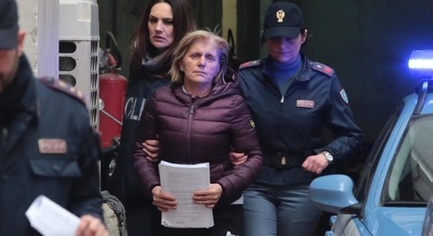 Camorra, 17 arresti: c'è Rosaria Pagano, sorella del boss scissionista Cesare