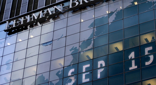 Dieci anni fa falliva Lehman Brothers, effetti della crisi non svaniti