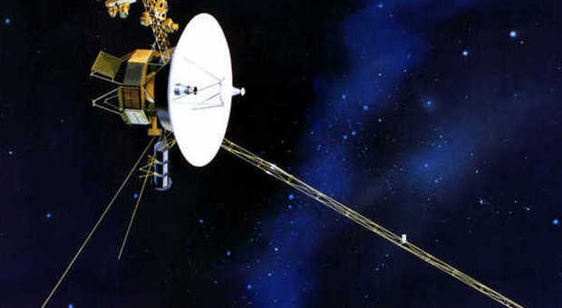 Voyager 2 in viaggio da 35 anni batte ogni record e va oltre il sistema solare