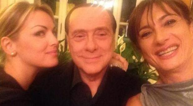 Francesca Pascale, Silvio Berlusconi e Vladimir Luxuria (Twitter)