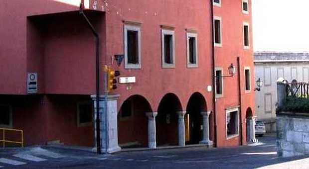 Lo stabile che ospita il Municipio di Gemona del Friuli