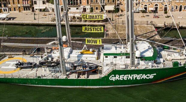 Crisi climatica, inondazioni e inquinamento: cosa temono di più gli italiani? Greenpeace lancia l'allarme: «A rischio tutti gli ecosistemi»