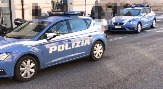 Rissa tra due stranieri in piazza Cavour, l'intervento della Polizia