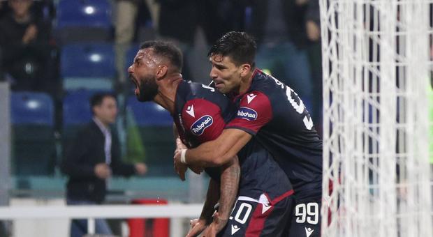 Cagliari 4-3 alla Samp: rimonta spettacolo, in zona Champions a otto punti dal Napoli
