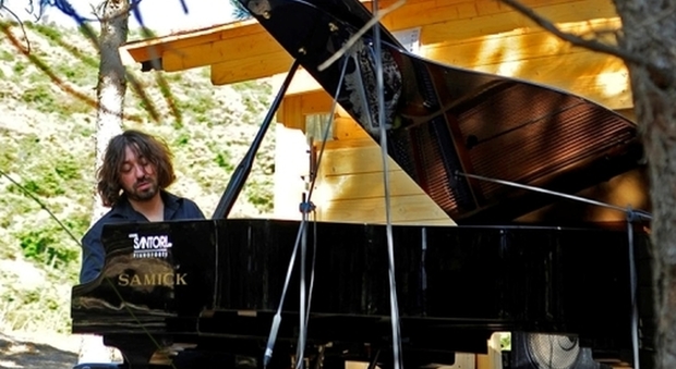 Il pianista pesarese Mario Mariani