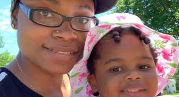 Uccide la compagna incinta e la figlia di 3 anni perché lei voleva lasciarlo: «Mi sono subito sentito più felice»