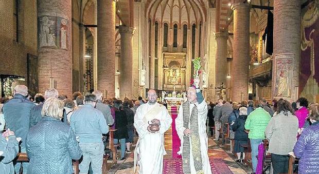 Anno pastorale, in mille a San Nicolò con il vescovo Tomasi