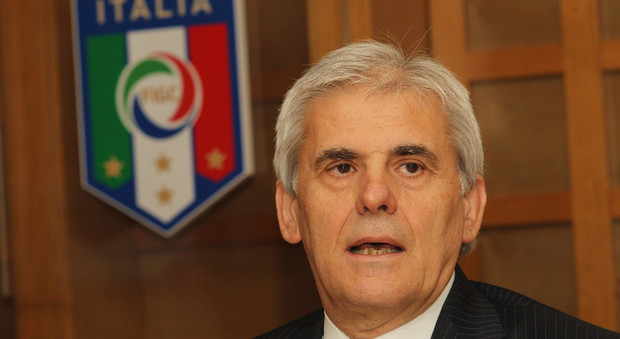 Marcello Nicchi a Castellammare per un convegno sulla figura degli arbitri