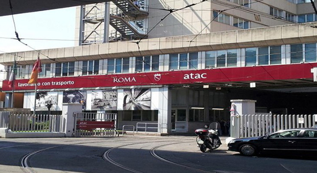 Atac, dramma in un deposito sulla Roma-Viterbo: operaio muore folgorato