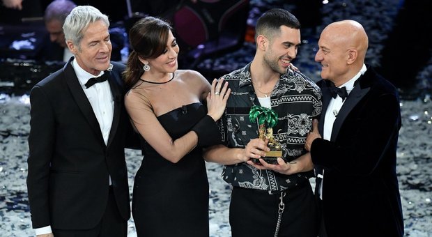 Sanremo 2019, vince Mahmood. Sui social è scontro: «Vittoria politica, propaganda per i migranti»