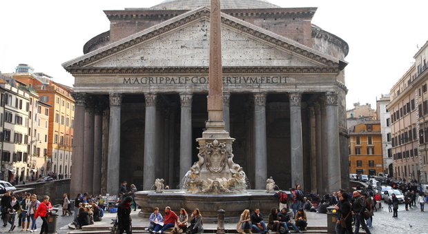 Roma, al Pantheon arriva il ticket: l'ingresso sarà a pagamento