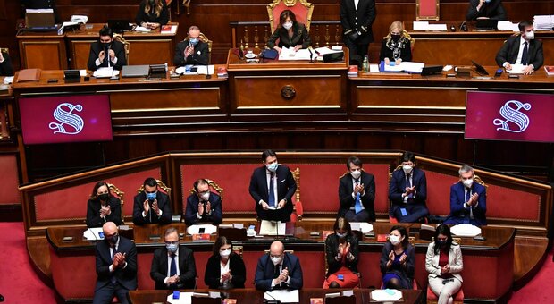 Conte al Senato, Forza Italia a rischio spaccatura: tre senatori pronti a votare la fiducia