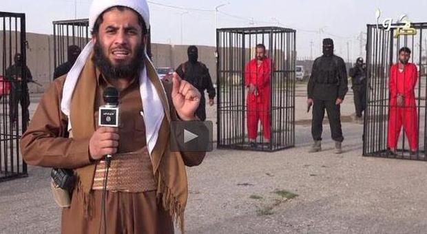 Isis, nuovo video choc: 21 ostaggi chiusi in gabbia e minacciati di morte