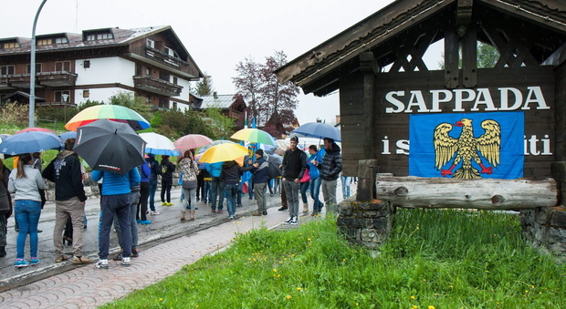 Sappada: manifestazione per sostenere il passaggio dal Veneto al Friuli