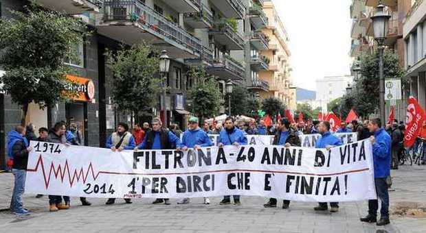 Vertenza Filtrona, l'arcivescovo Moretti incontra i lavoratori licenziati