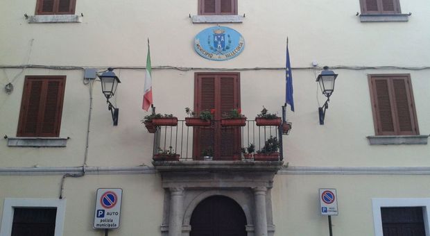 Vallecorsa/Il gemellaggio San Francesco-Santa Maria De Mattias divide il paese