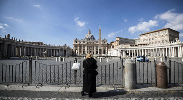 Vaticano, arrestato il broker Torzi per lo scandalo del'immobile di Londra: rischia fino a 12 anni