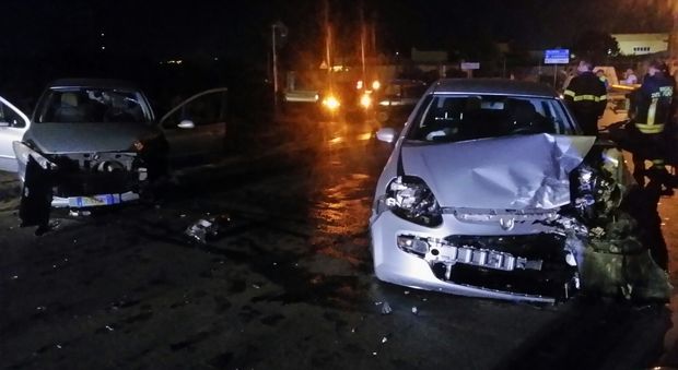 Le auto danneggiate nell'incidente