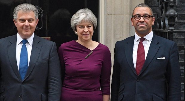 Gran Bretagna, rimpasto di governo ma i ministri più pesanti restano al loro posto