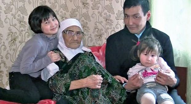 Addio a nonna Tanzilya, la donna più vecchia del mondo: è morta in Russia a 123 anni Mappa