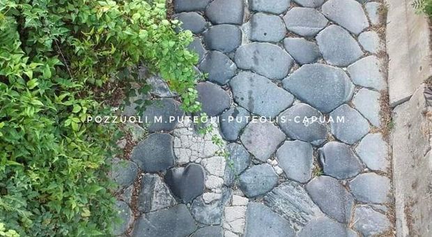 Pozzuoli: la via Consolare Puteolis Capuam, vista per la prima volta dal drone