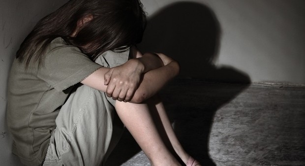 Bullismo alle scuole medie: ragazzina 12enne picchiata da due compagne