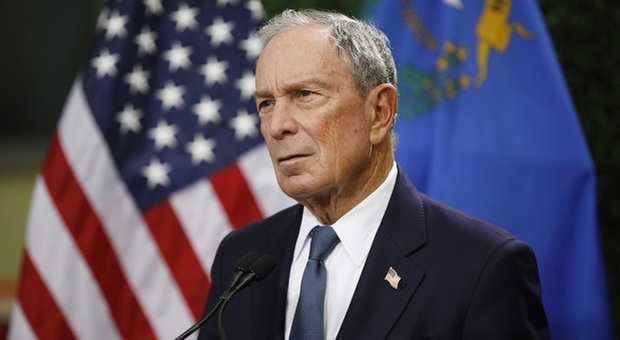 Primarie dem Usa, Bloomberg dopo la sconfitta fa un passo indietro e lascia