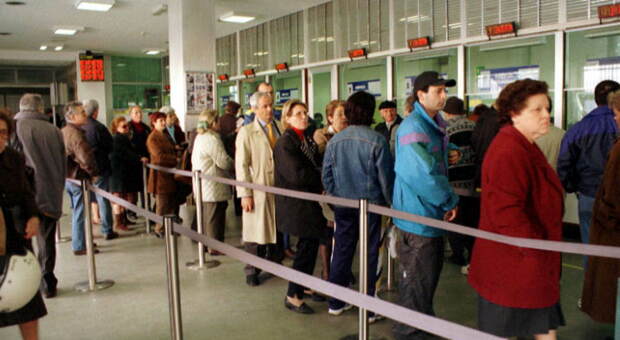 Campoloniano senza servizio bancomat: la banca ha chiuso e le Poste sono prese d'assalto