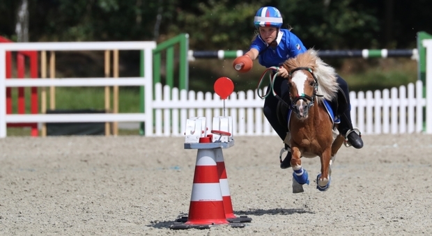 Mounted Games, da tutt'Italia e di tutte le età si sfidano in sella ai Pony a Pontedera