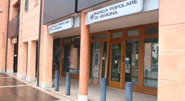Il bancomat preso di mira alla Banca popolare di Verona a Preganziol