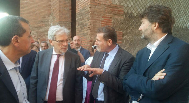 Franceschini, nuove luci a Pompei E ricorda Villaggio: «Comico unico»