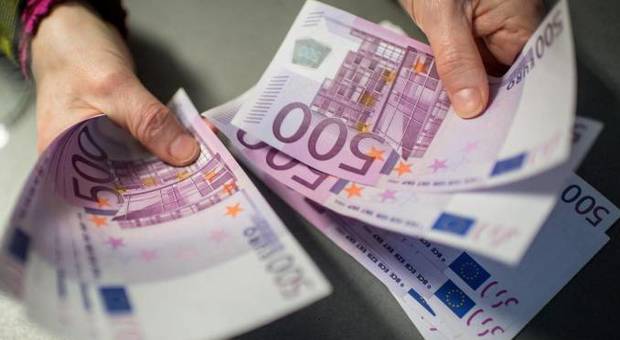 Addio alle banconote da 500 euro, la Bce blocca la produzione