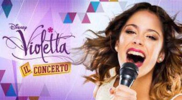 Violetta in Italia Baby fan in delirio