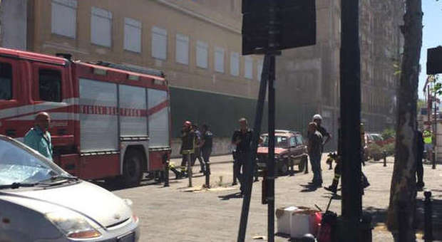 Fiamme nella sede dell Archivio generale del Tribunale