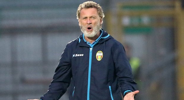 Nazionale, il tecnico della Ternana Pochesci: «La Svezia vale una squadra di Lega Pro. Ci siamo pure fatti menare...»