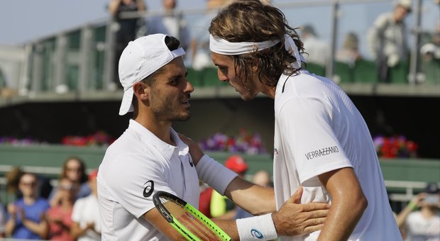 Wimbledon, Fabbiano si ferma al terzo turno sconfitto da Tsitsipas. Avanza Federer