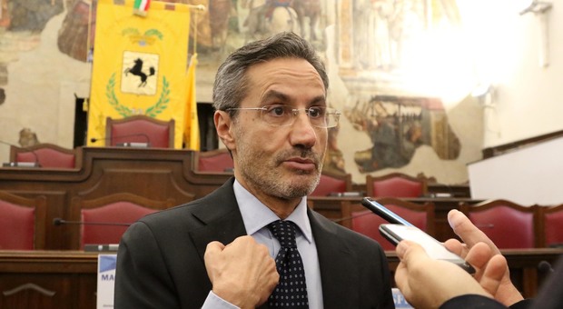 Caldoro: «Autonomia di Napoli, il referendum è un'idea da valutare»