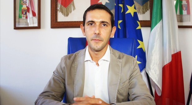 L'ex sindaco M5S di Pomezia Fucci passa con la Lega di Matteo Salvini