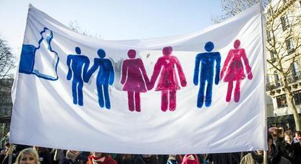 La Consulta: inammissibile il ricorso della coppia gay sposata in Usa