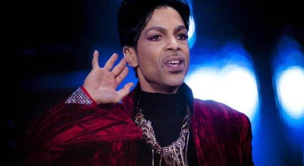 Prince, il legale del cantante: «Cercò l'aiuto di un medico specializzato in dipendenza da oppiacei»
