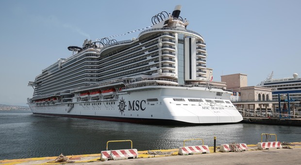 Napoli, la prima volta della Msc Seaview: è la nave da crociera più grande mai costruita in Italia