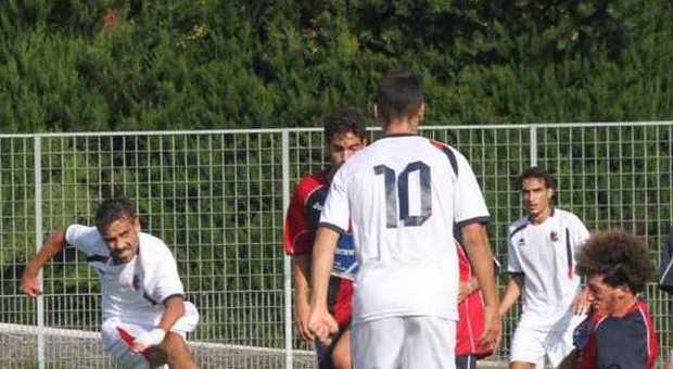 Tommaso Gabrielloni al tiro durante una partita della Biagio Nazzaro