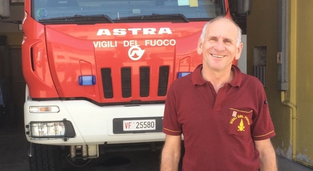 Il capo reparto Slongo festeggia 40 anni di servizio nei pompieri