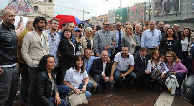 Salvini in piazza Duomo (Foto Vitturini)