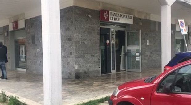 Spinetoli, assalto in banca col cutter: i due banditi arrestati in Campania