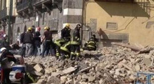 Esplode bombola di gas a Taranto Sei feriti e due dispersi tra cui un bimbo