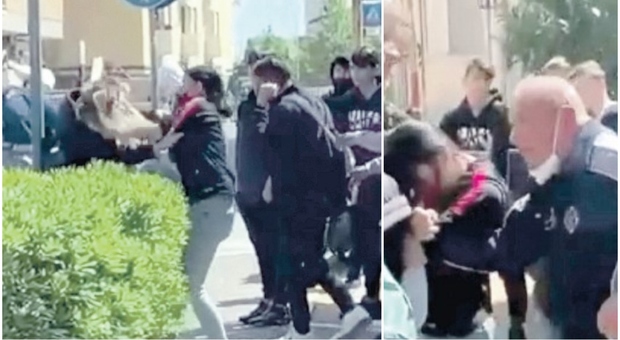 Rissa tra ragazze alla fermata del bus, 15enni si tirano i capelli e si trascinano sul marciapiede: video virale a Nettuno